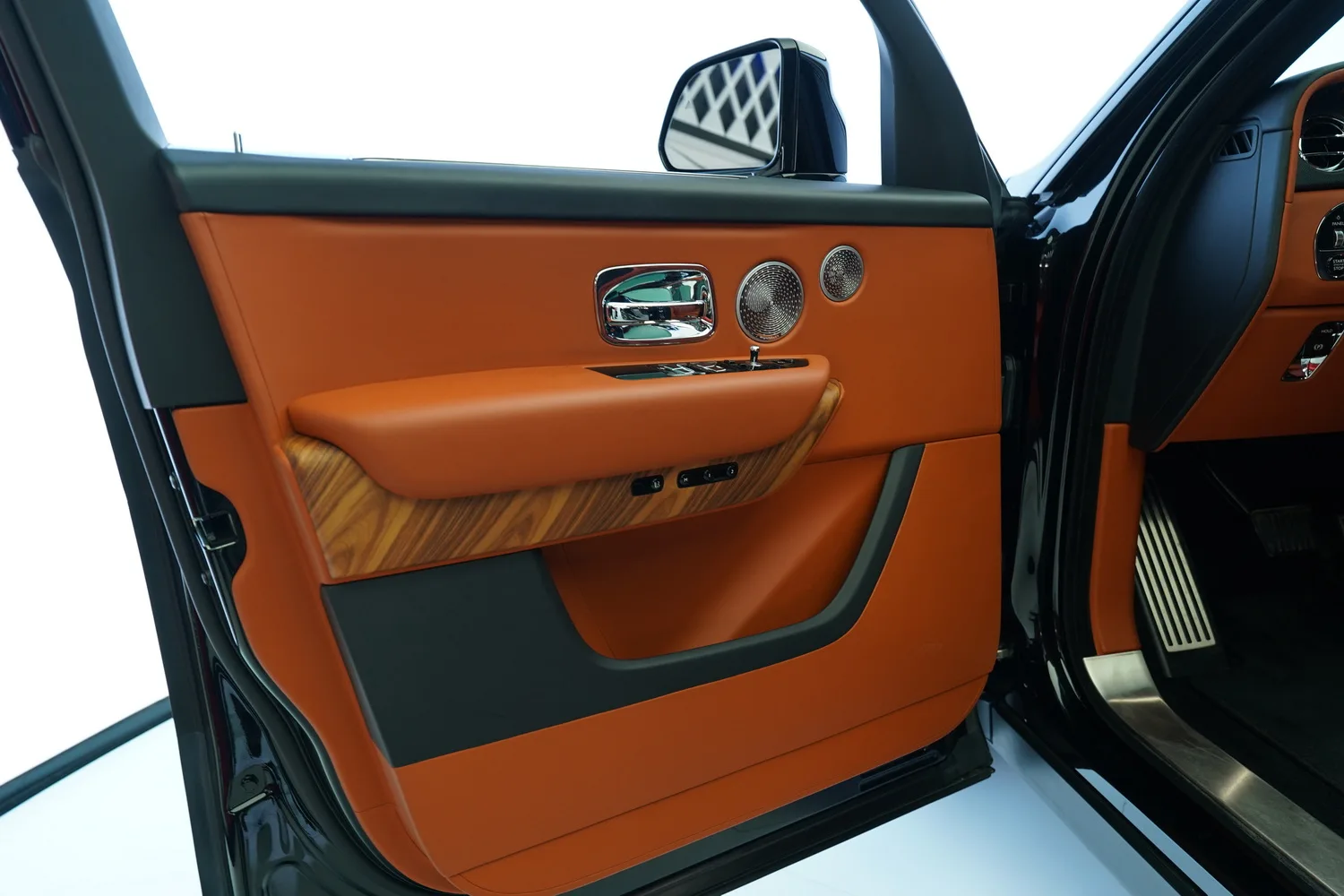 2023 Rolls-Royce Cullinan, 6/17