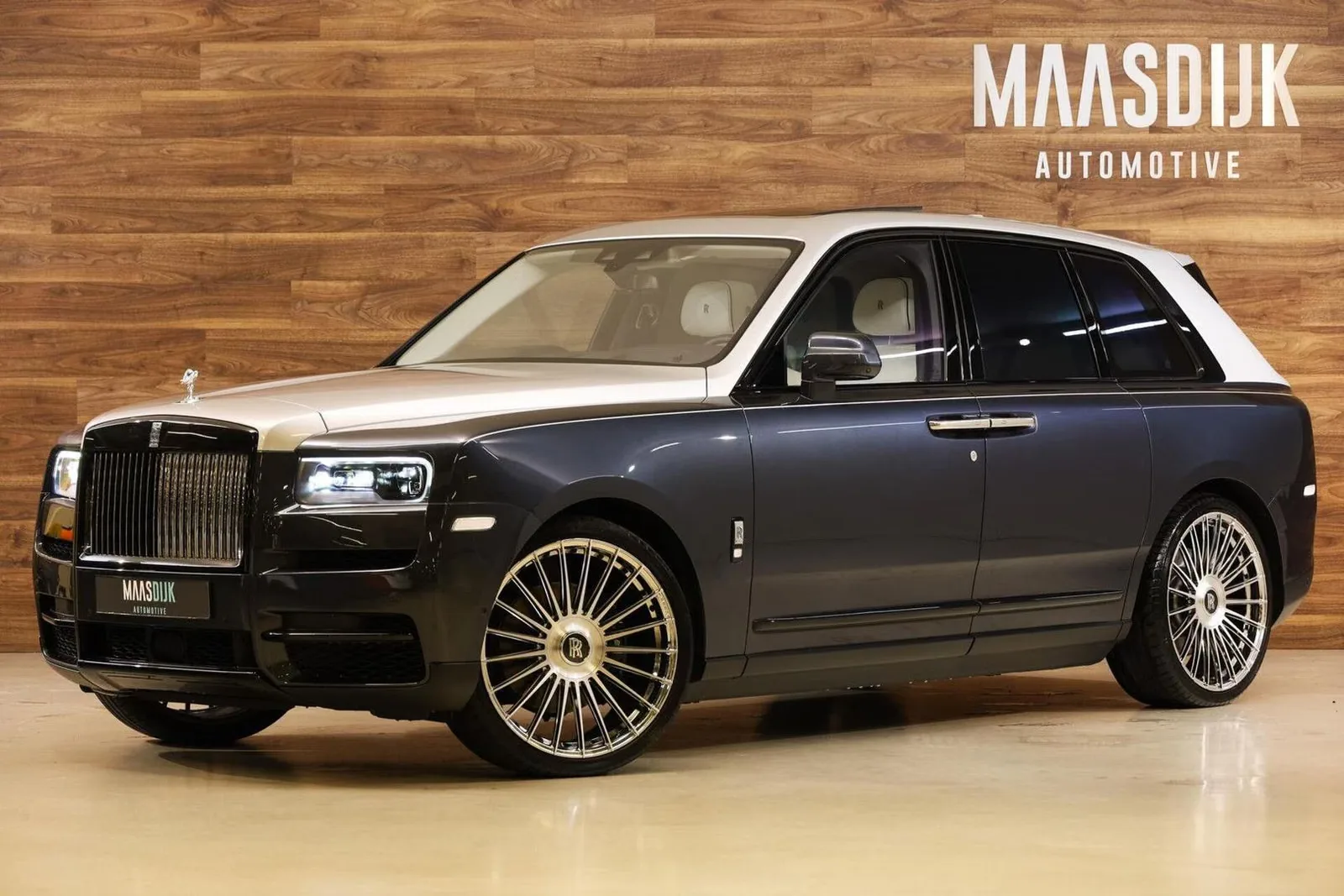 2023 Rolls-Royce Cullinan proposée par un concessionnaire spécialisé à Werkendam, Pays-Bas, photo principale