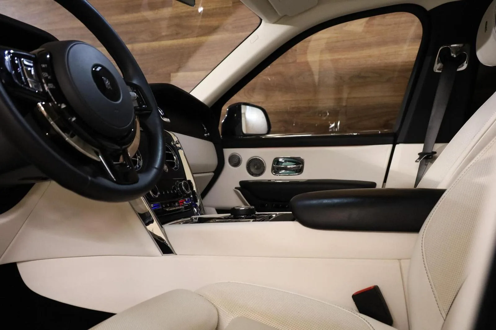 2023 Rolls-Royce Cullinan, 28/30