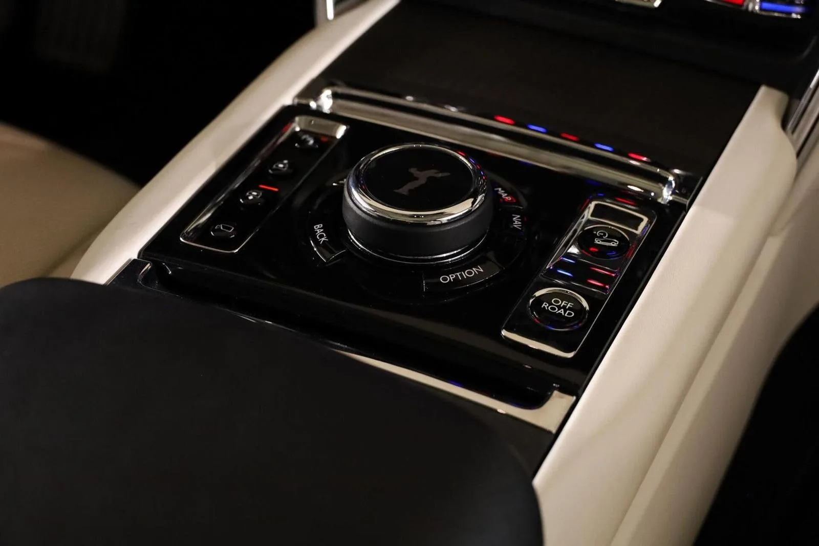 2023 Rolls-Royce Cullinan, 29/30