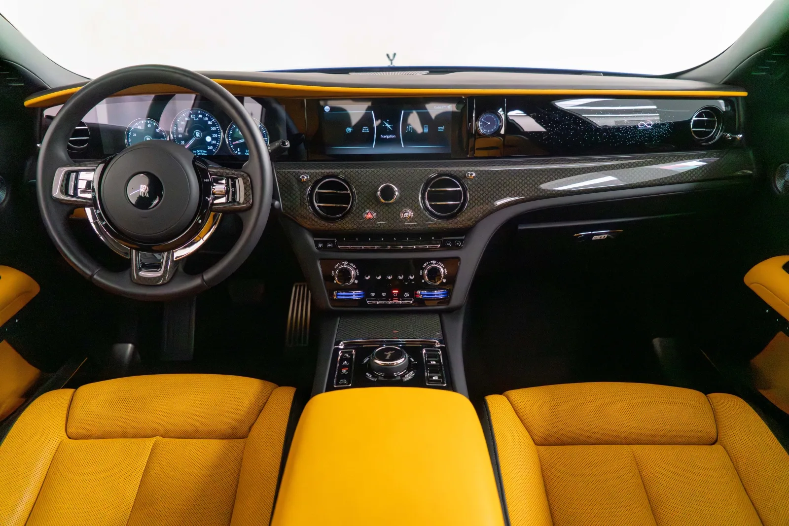 2023 Rolls-Royce Ghost Black Badge, 8/19