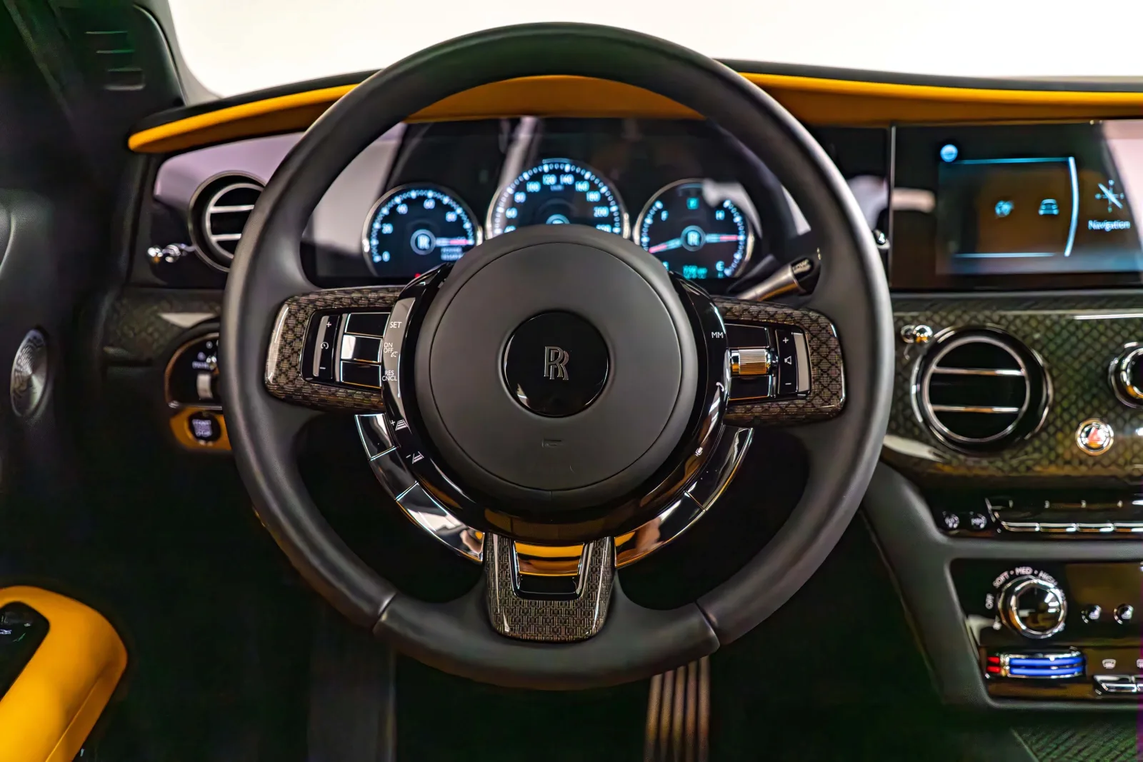 2023 Rolls-Royce Ghost Black Badge, 9/19