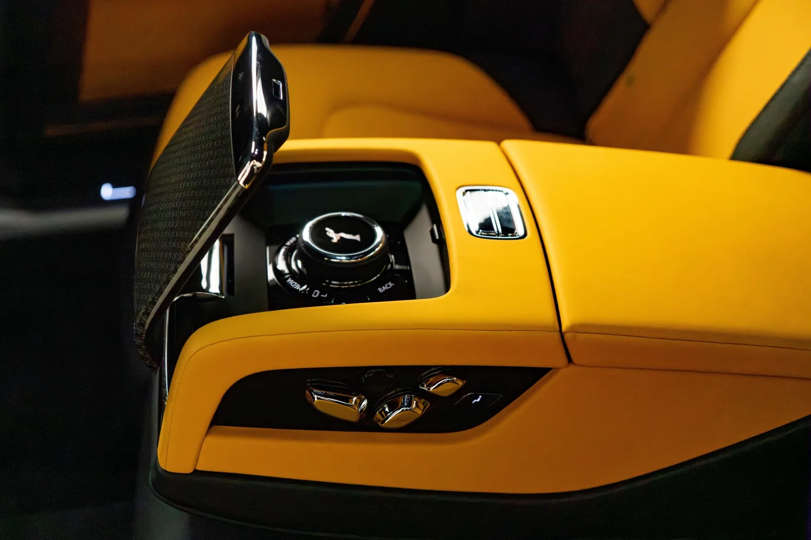 2023 Rolls-Royce Ghost Black Badge, 16/19