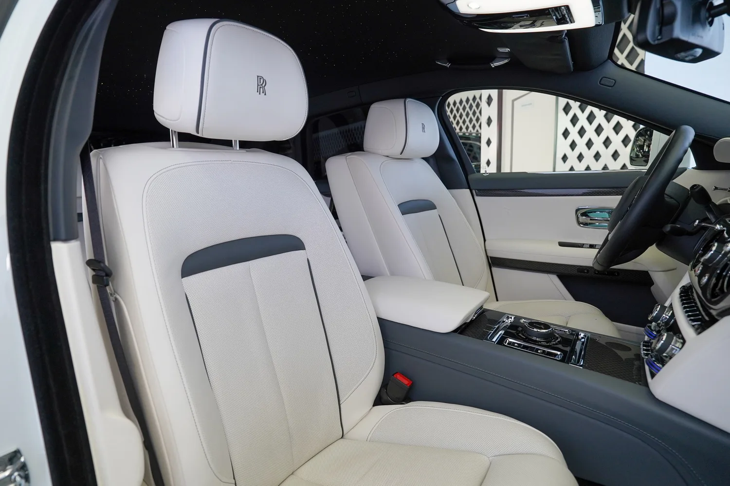 2023 Rolls-Royce Ghost Black Badge, 8/15