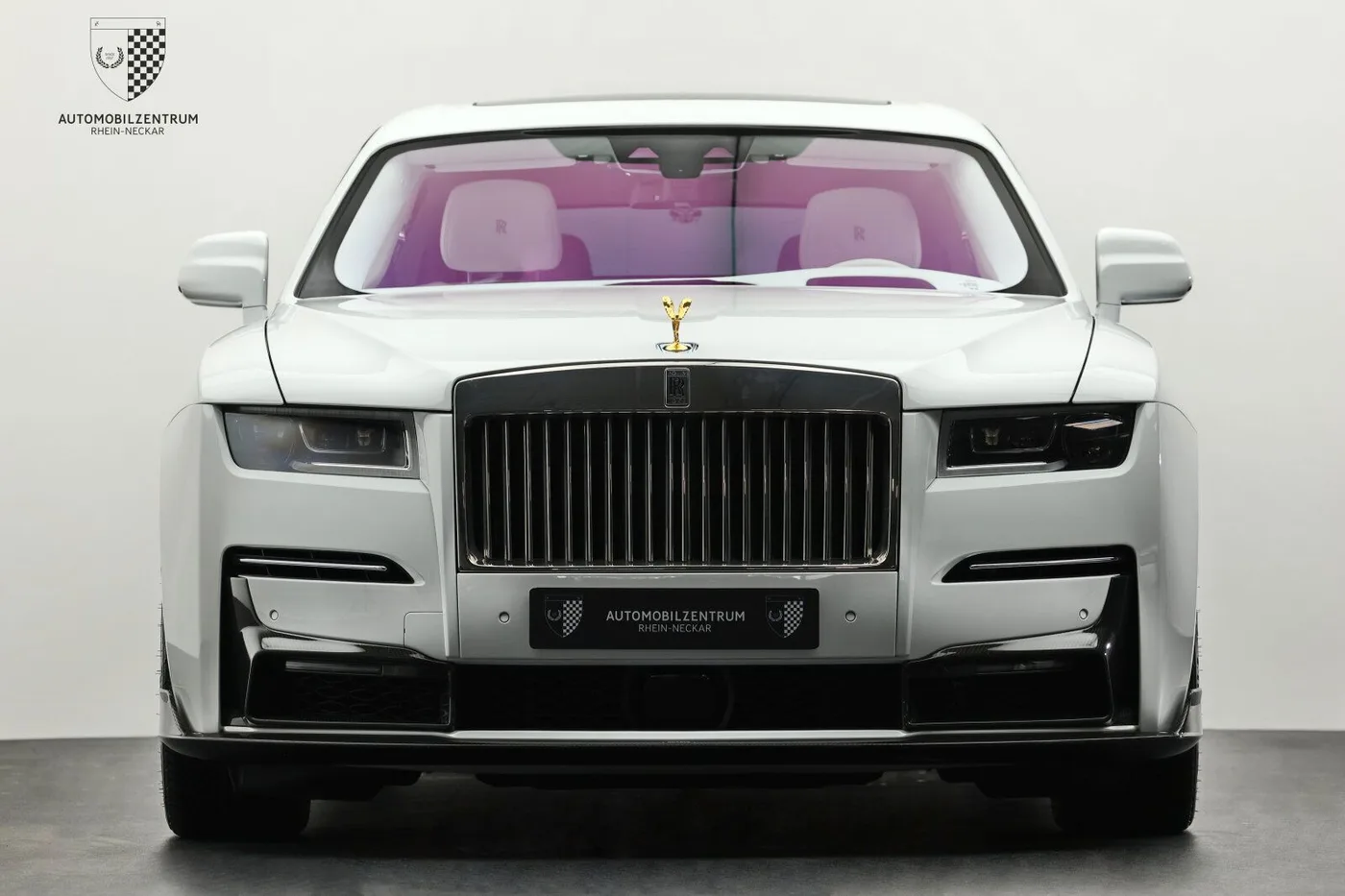 2023 Rolls-Royce Ghost Brabus angeboten von einem Supersportwagenhändler in Viernheim, Deutschland, Foto 3 von 25