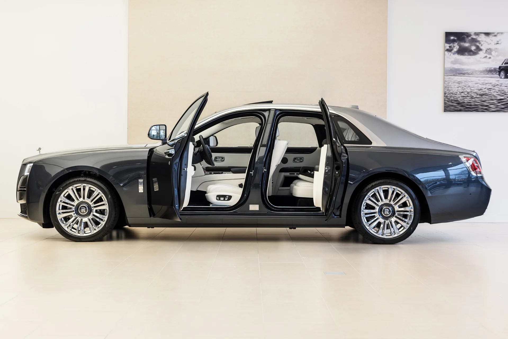 2023 Rolls-Royce Ghost, 3/22