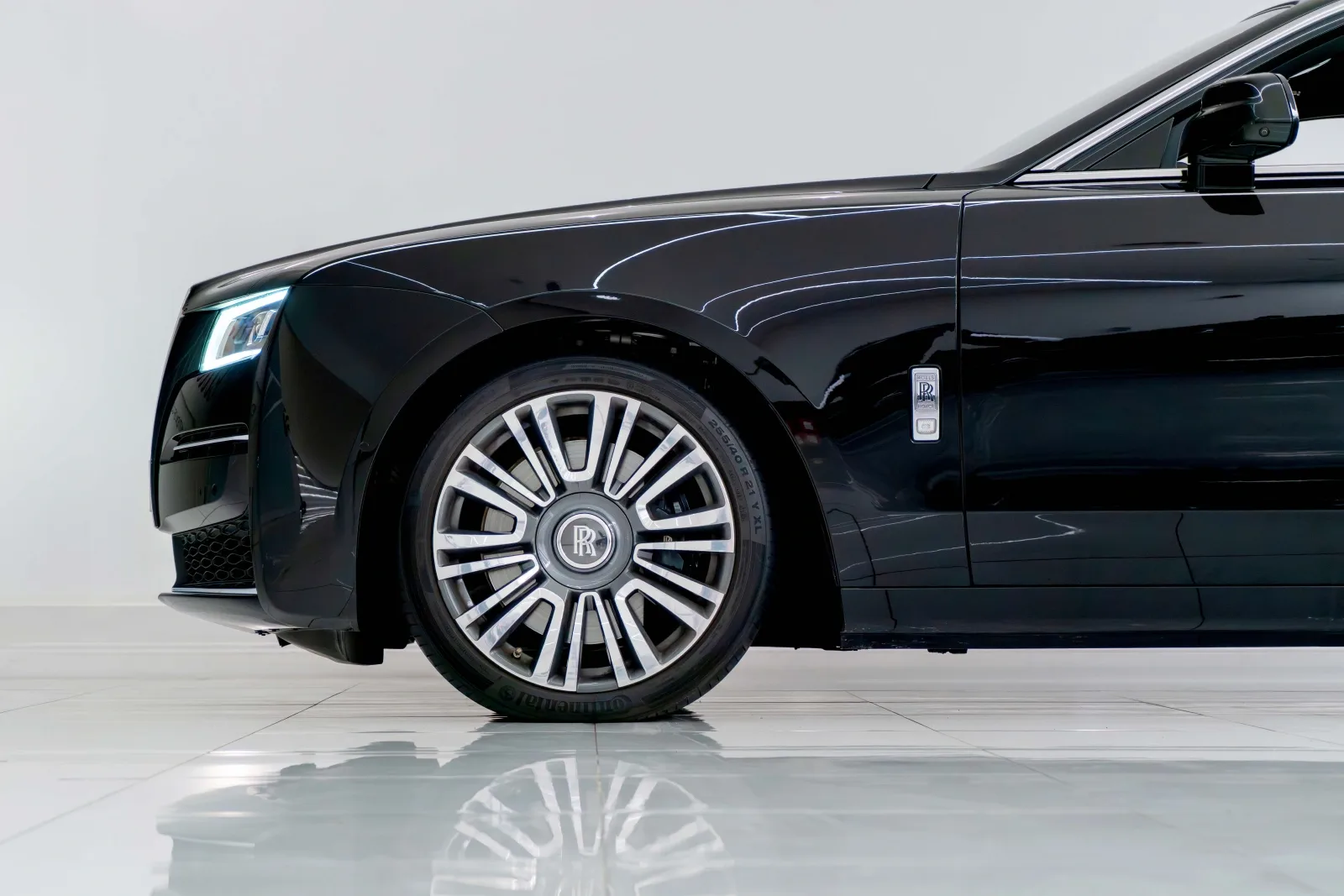 2023 Rolls-Royce Ghost Extended, 6/17