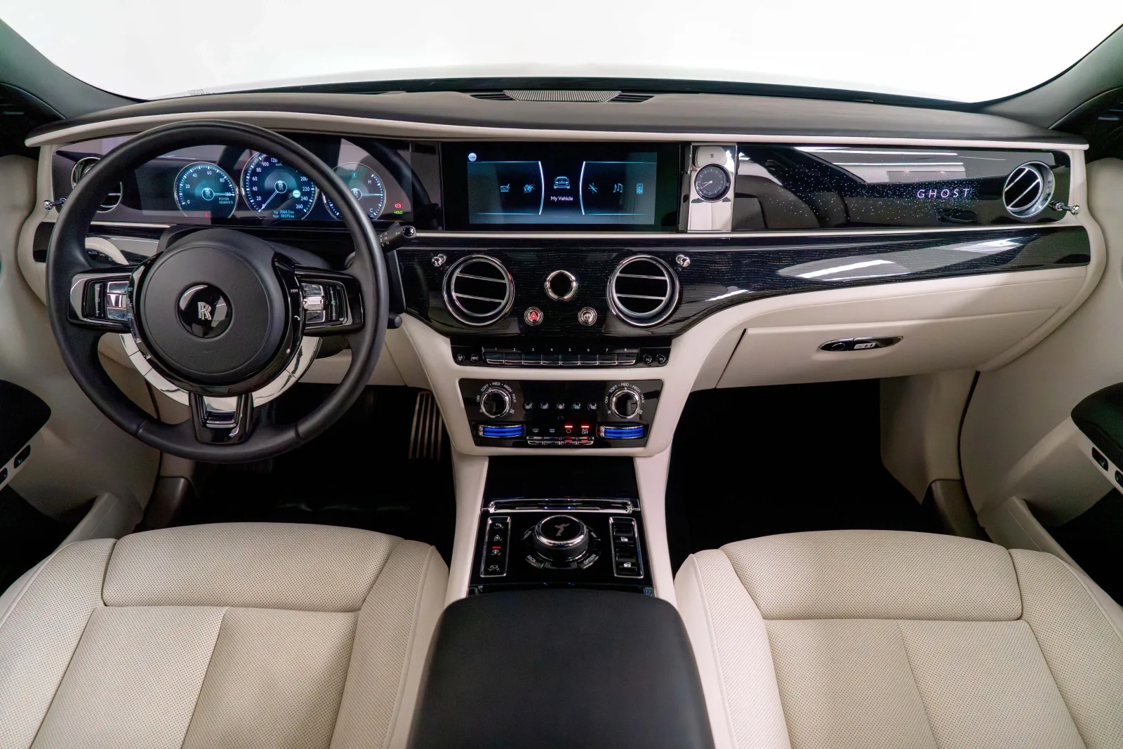 2023 Rolls-Royce Ghost Extended, 8/17