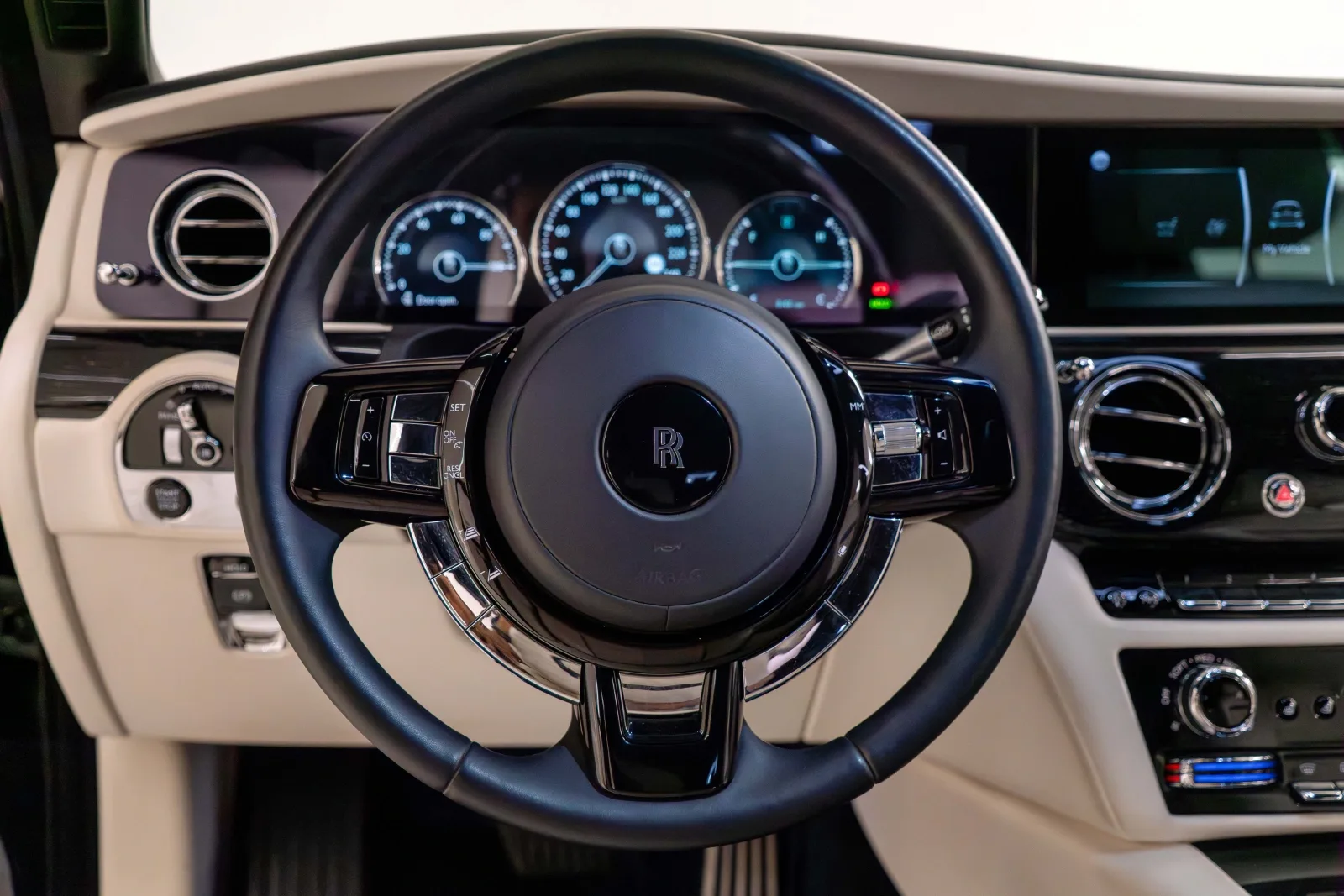 2023 Rolls-Royce Ghost Extended, 9/17