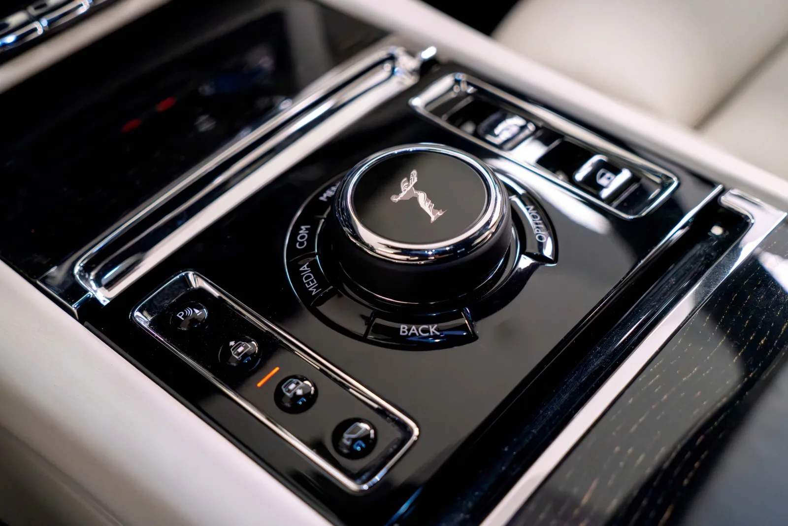 2023 Rolls-Royce Ghost Extended, 10/17