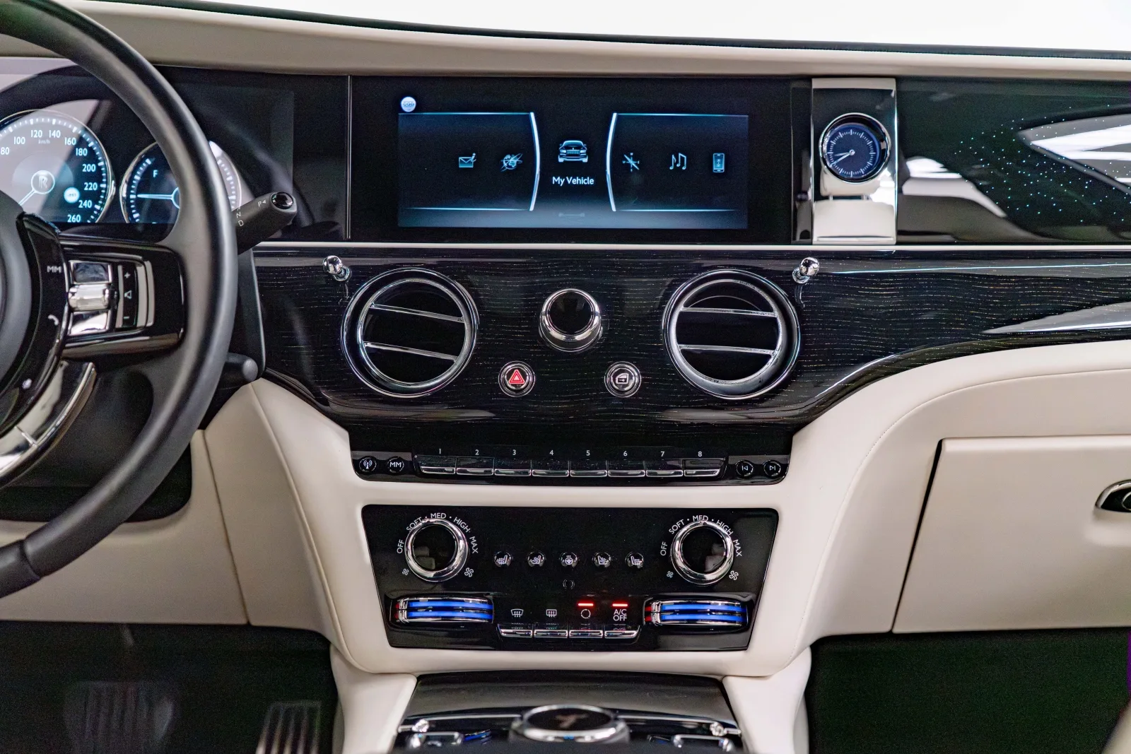 2023 Rolls-Royce Ghost Extended, 11/17