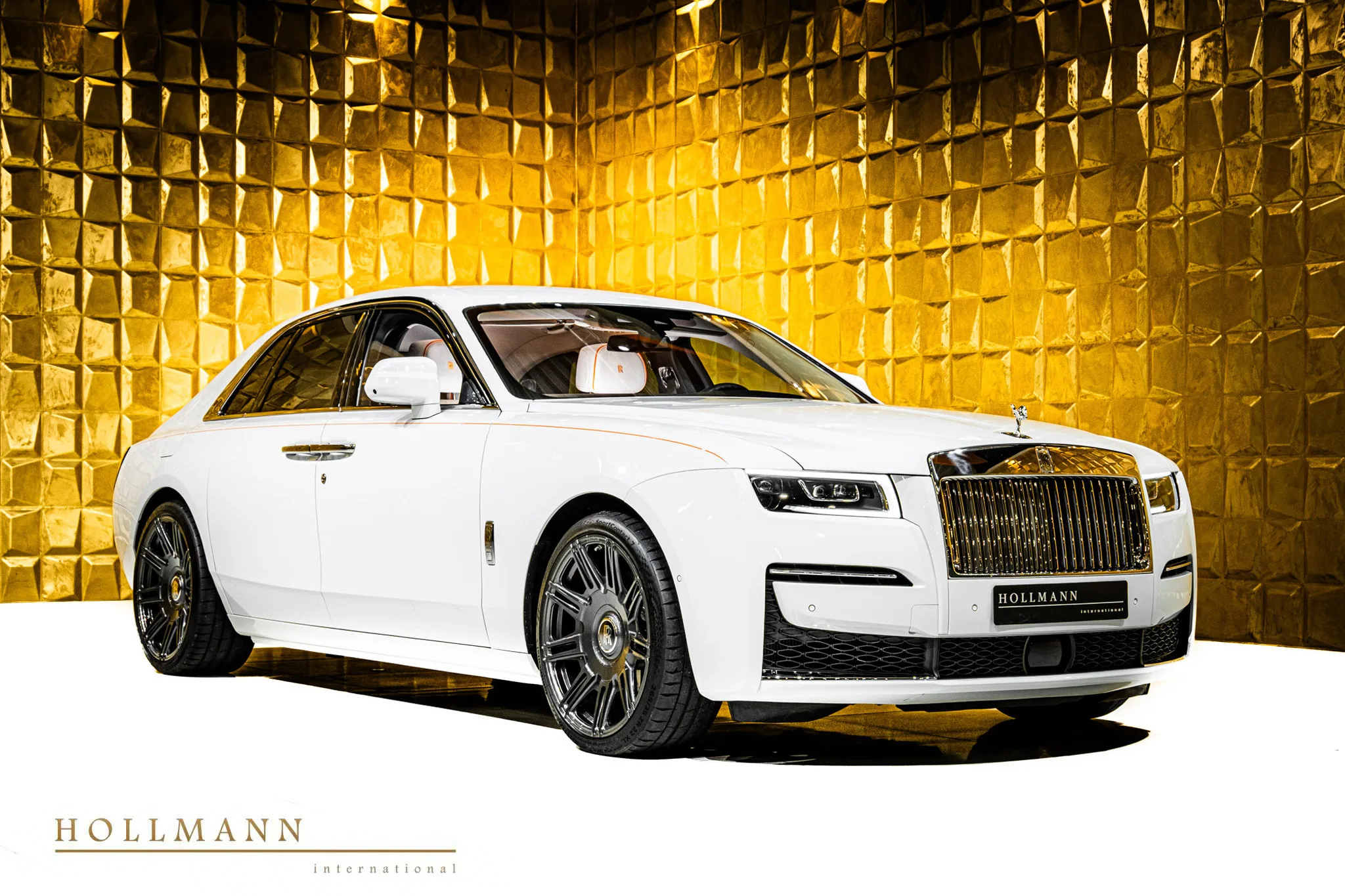 2023 Rolls-Royce Ghost angeboten von einem Fachhändler in Stuhr, Deutschland, Hauptfoto