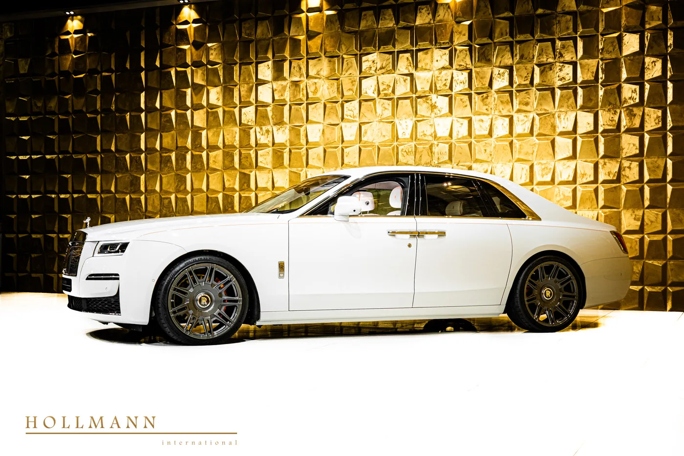 2023 Rolls-Royce Ghost angeboten von einem Fachhändler in Stuhr, Deutschland, Foto 3 von 8