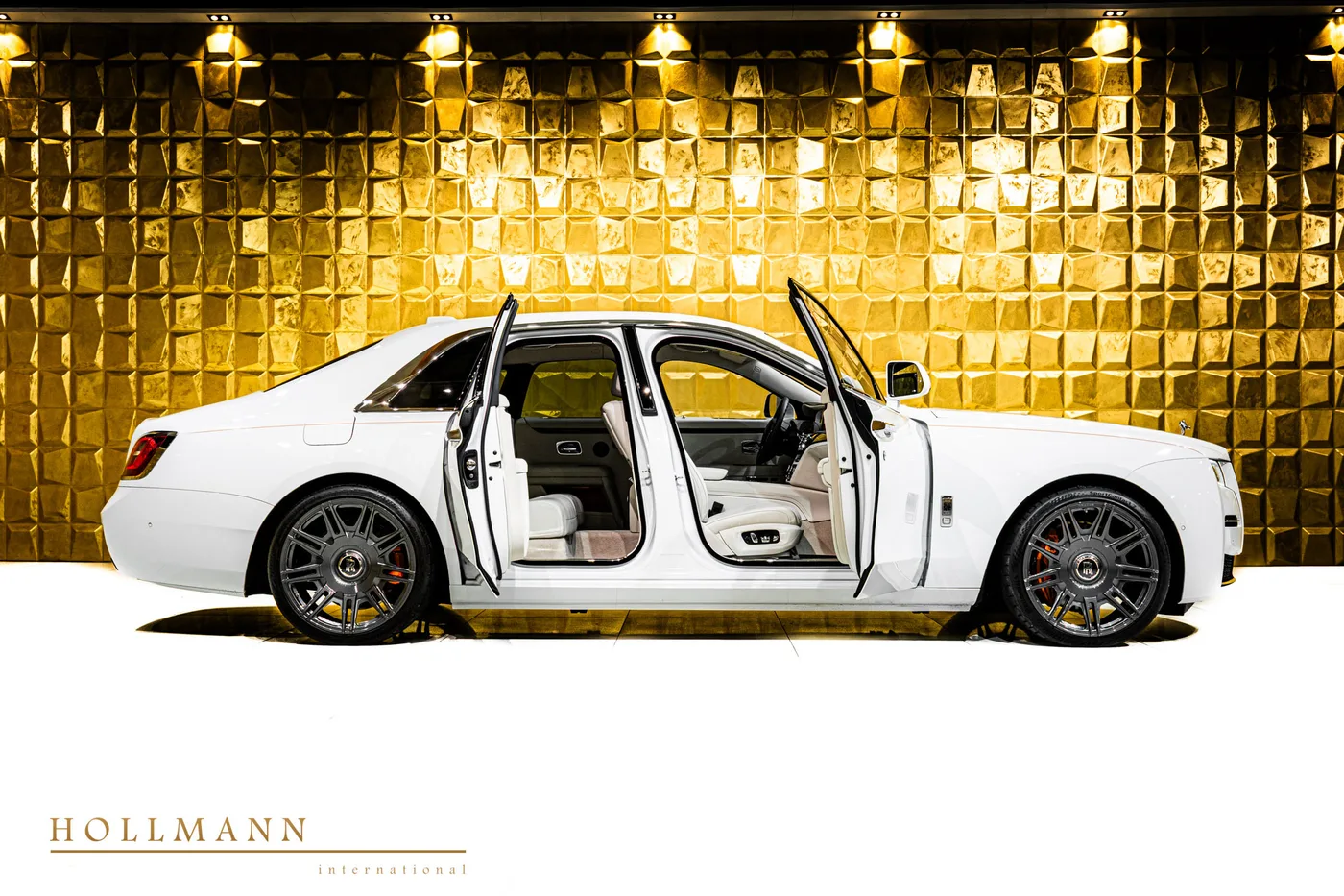 2023 Rolls-Royce Ghost angeboten von einem Fachhändler in Stuhr, Deutschland, Foto 5 von 8