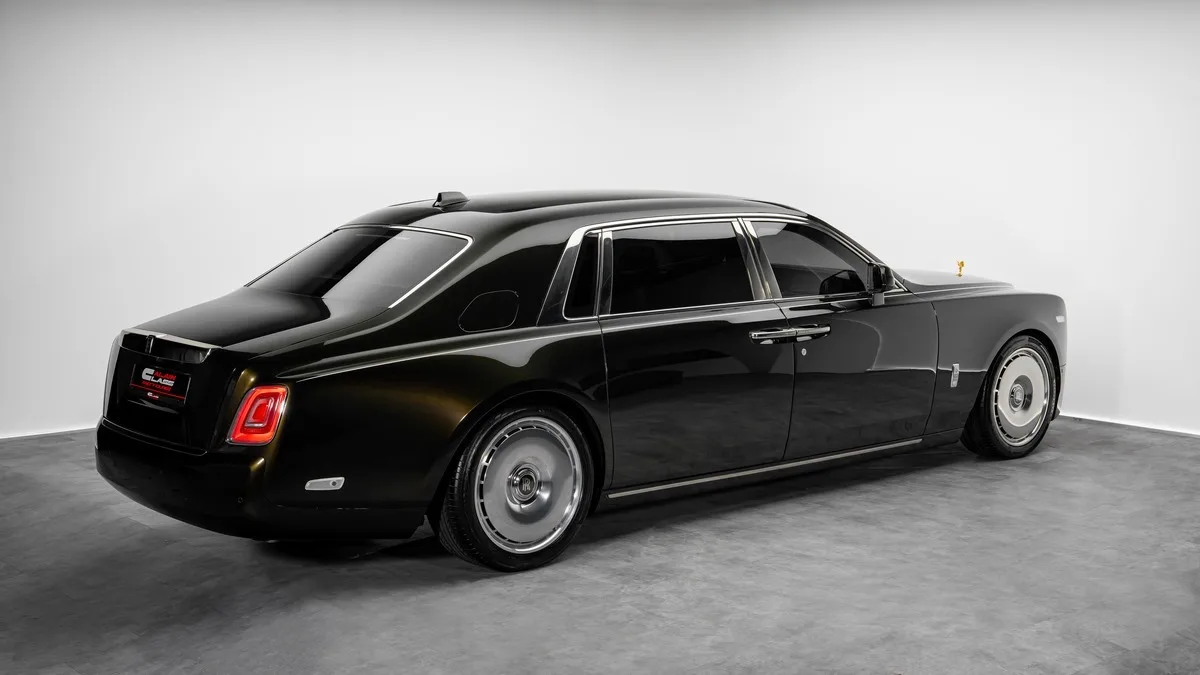 2023 Rolls-Royce Phantom EWB, 4/30