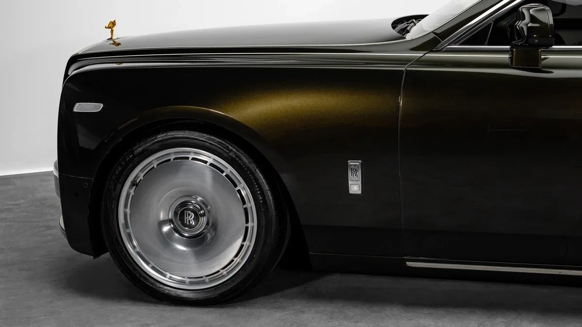 2023 Rolls-Royce Phantom EWB, 9/30