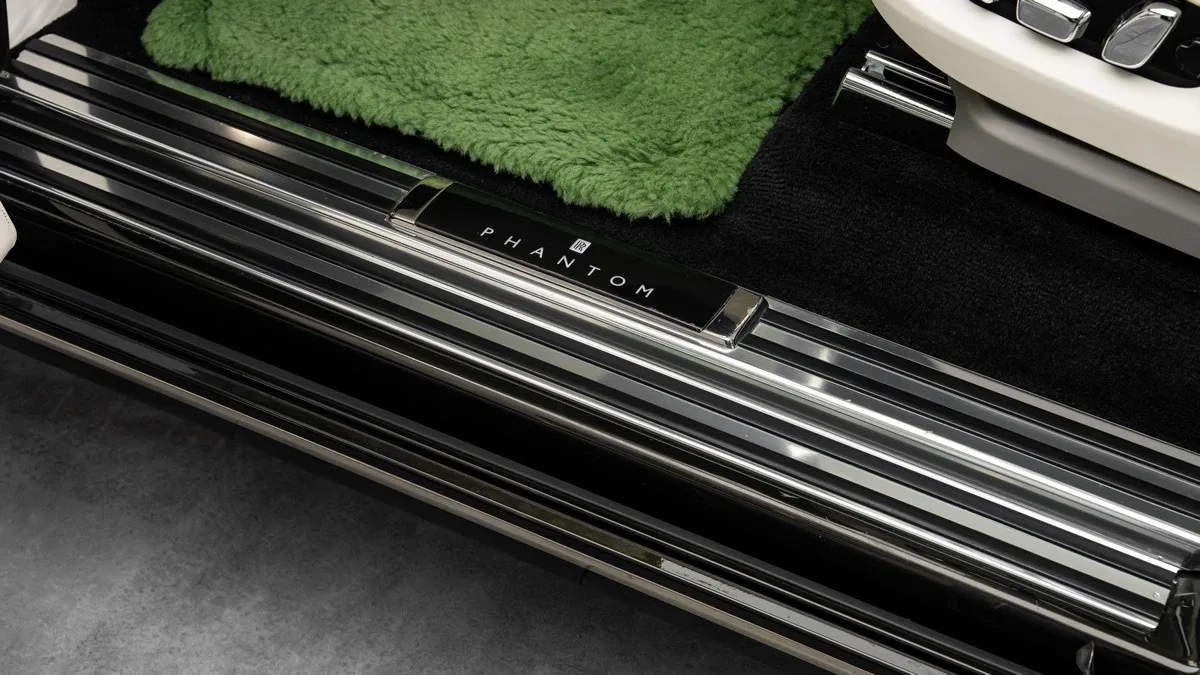 2023 Rolls-Royce Phantom EWB, 15/30