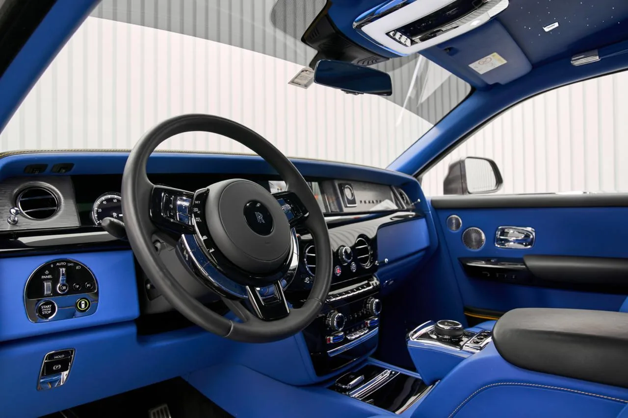 2023 Rolls-Royce Phantom Extended, 8/14