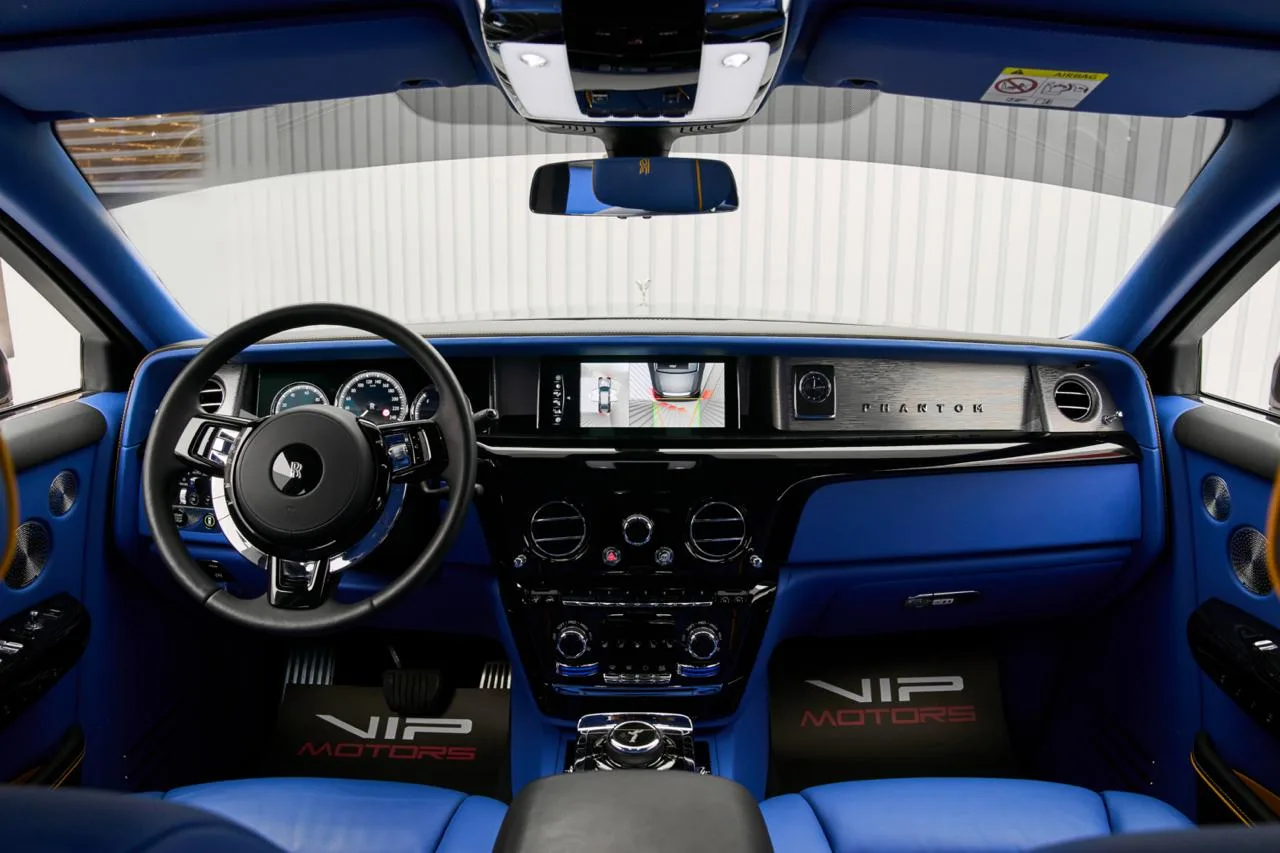 2023 Rolls-Royce Phantom Extended, 9/14