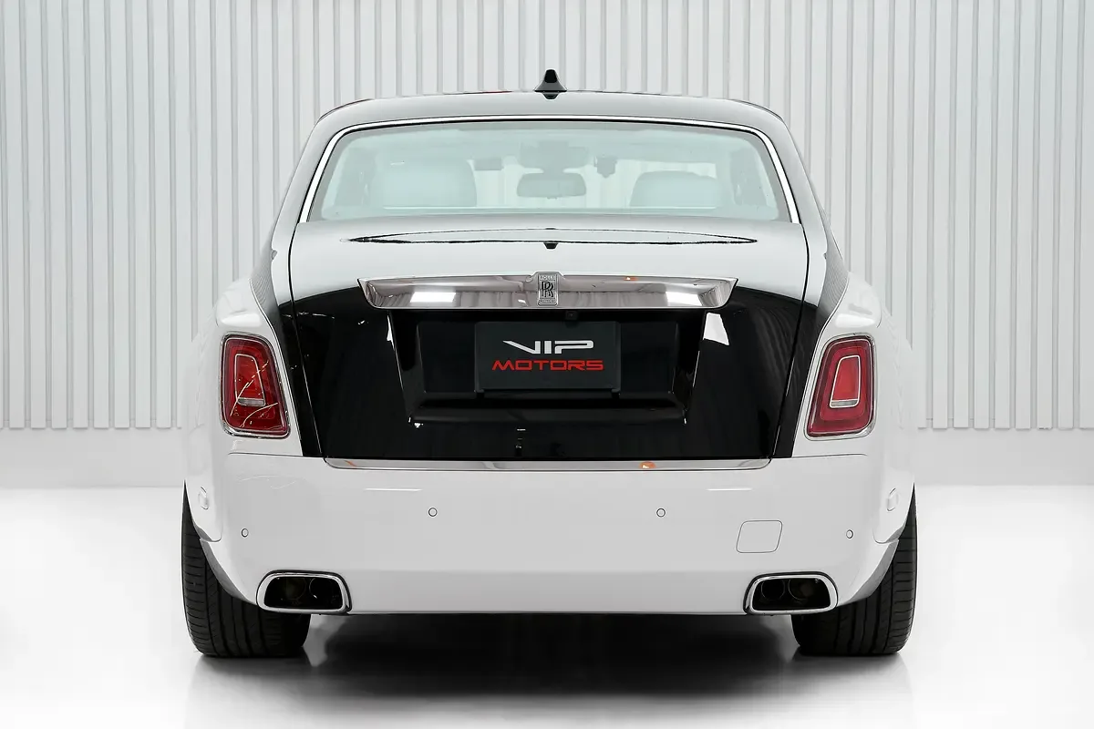 2023 Rolls-Royce Phantom Series II, 5/16