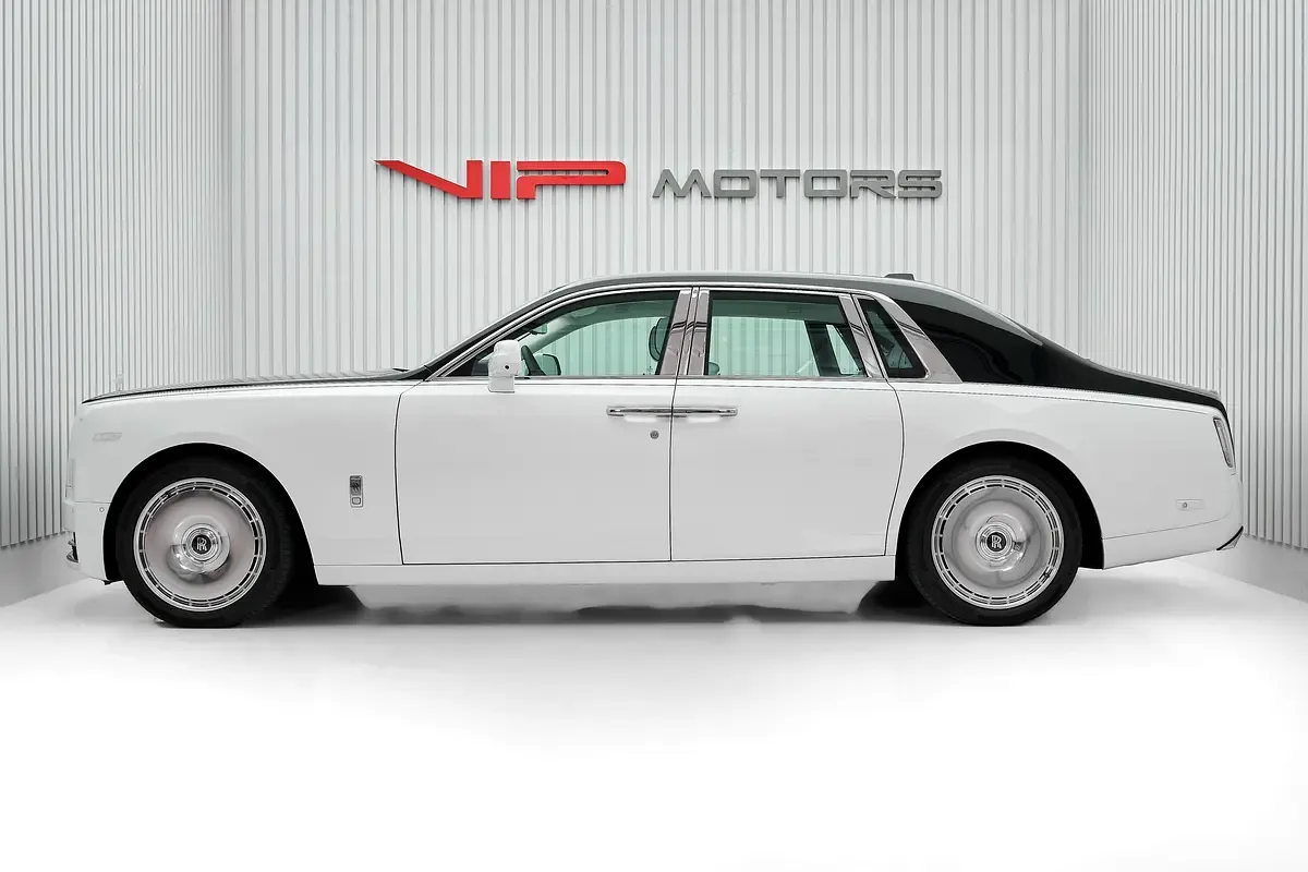 2023 Rolls-Royce Phantom Series II, 8/16