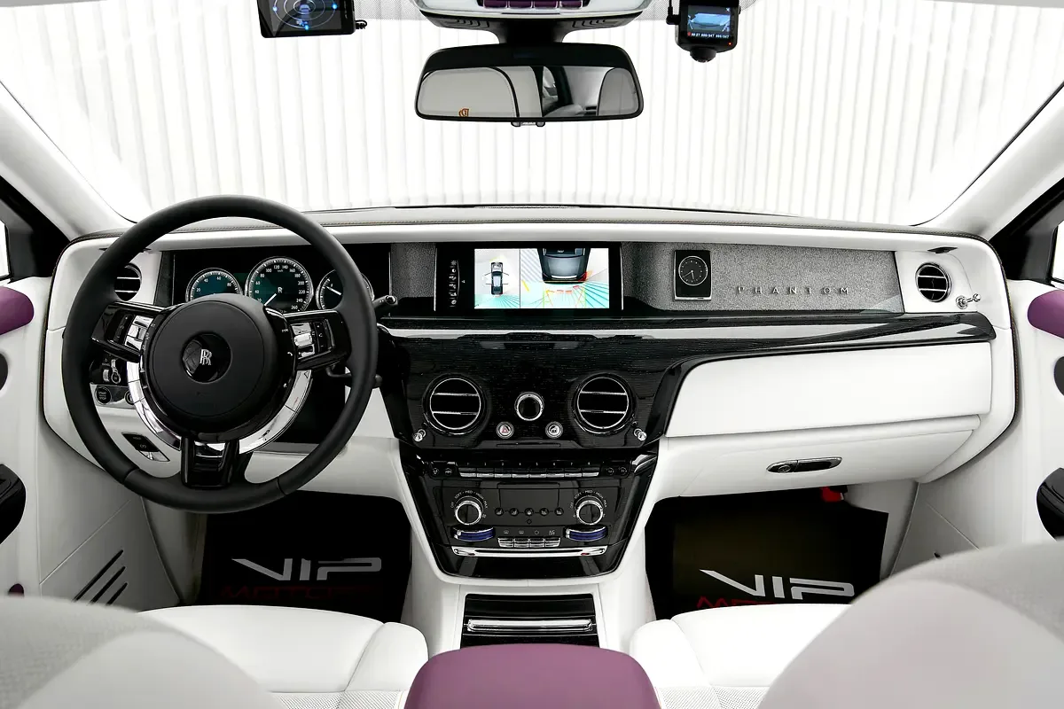2023 Rolls-Royce Phantom Series II, 14/16