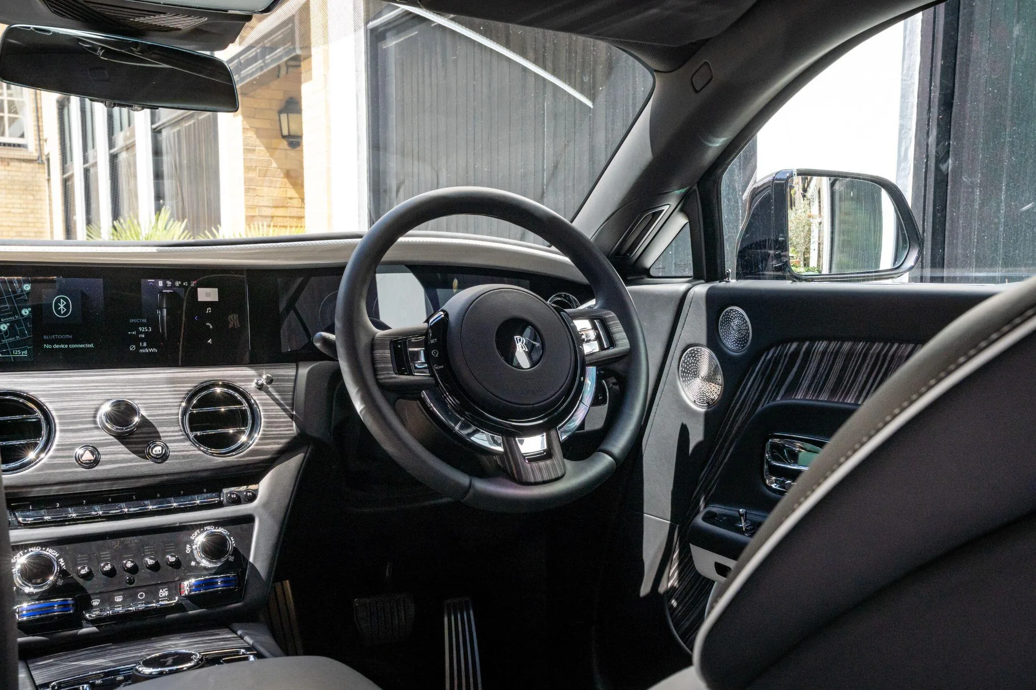 2023 Rolls-Royce Spectre, 26/30