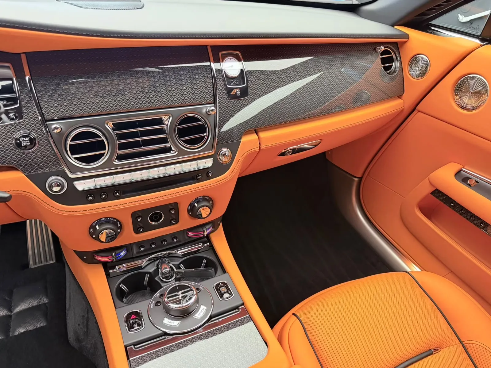 2023 Rolls-Royce Wraith Black Badge, 17/30