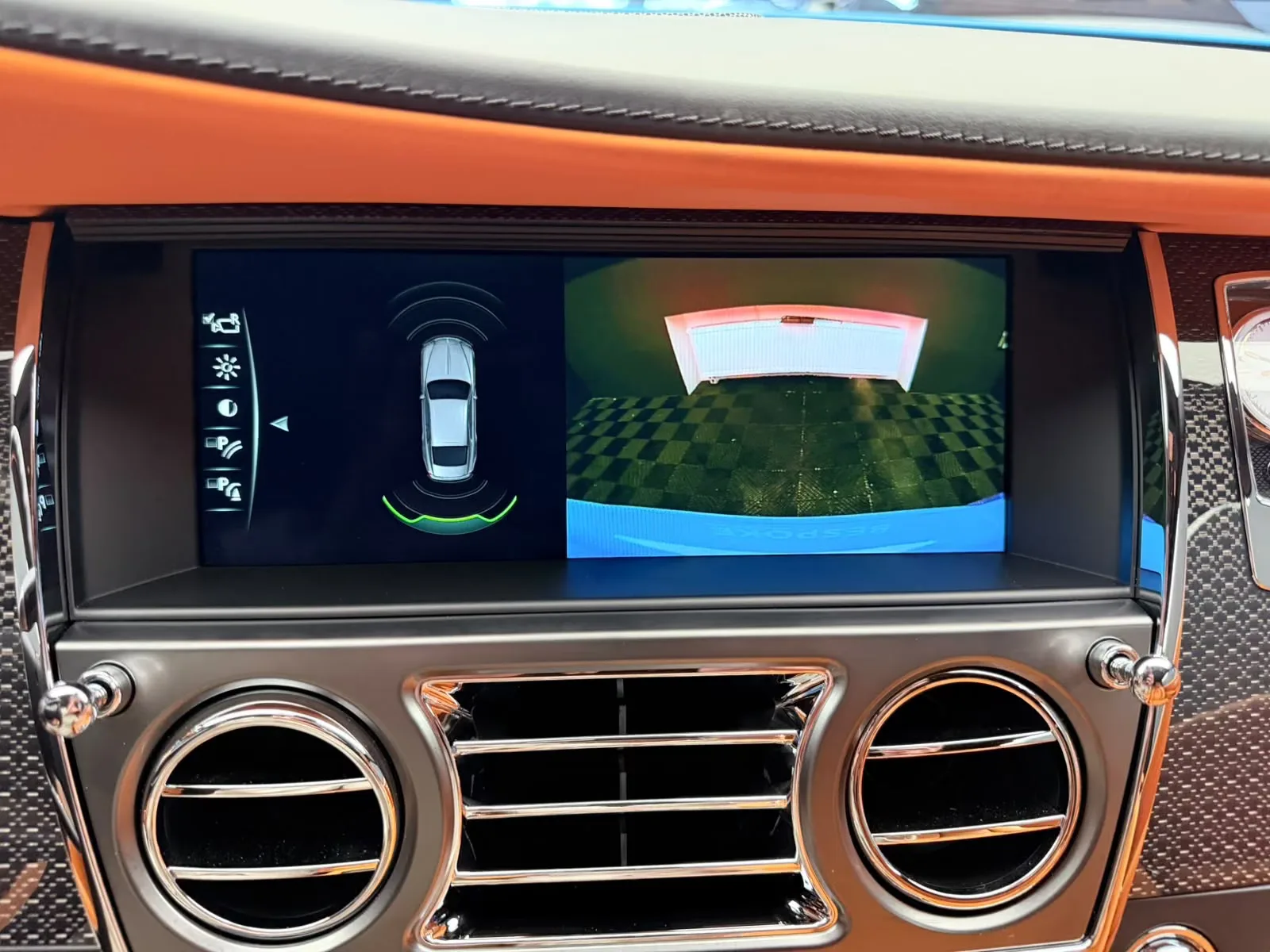 2023 Rolls-Royce Wraith Black Badge, 29/30