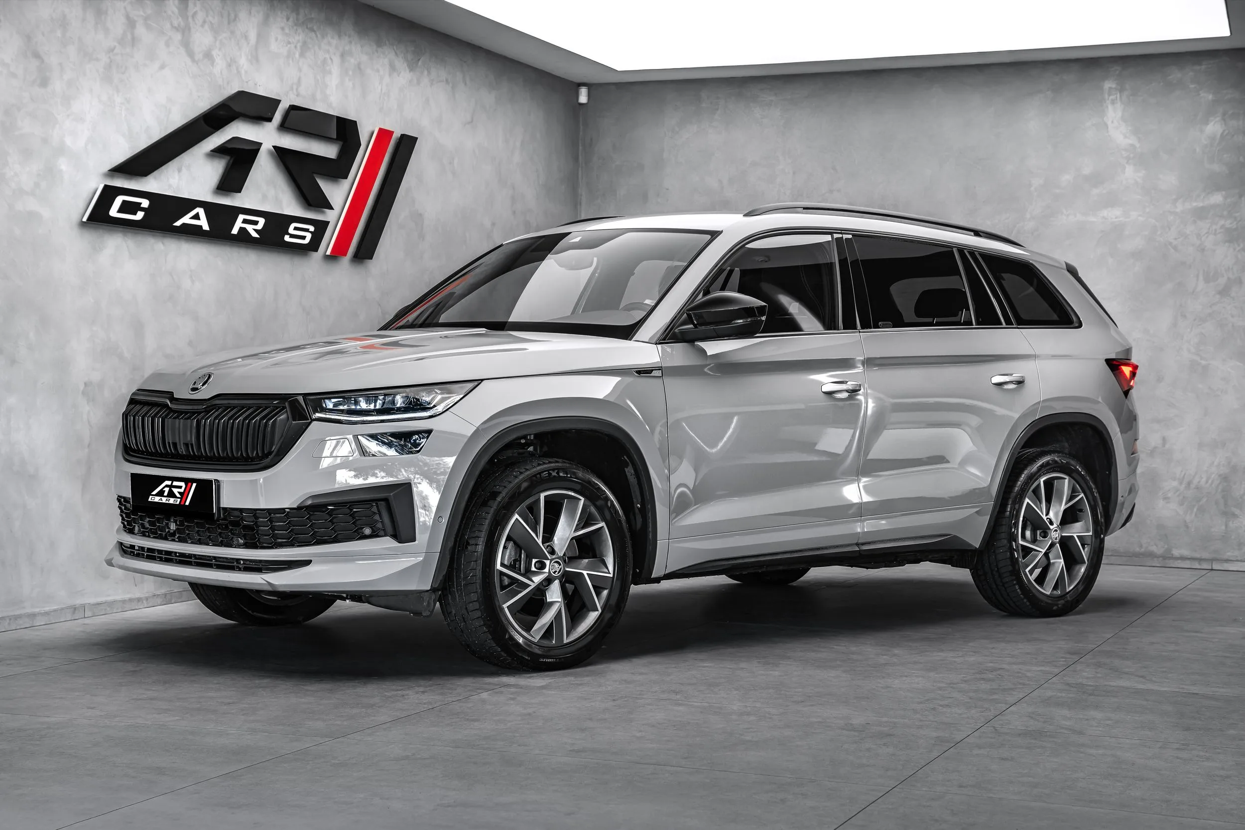 2023 Škoda Kodiaq Sportline 2.0 TDI 4x4 offered by a specialist dealer in Ostrava, Czechia, main photo