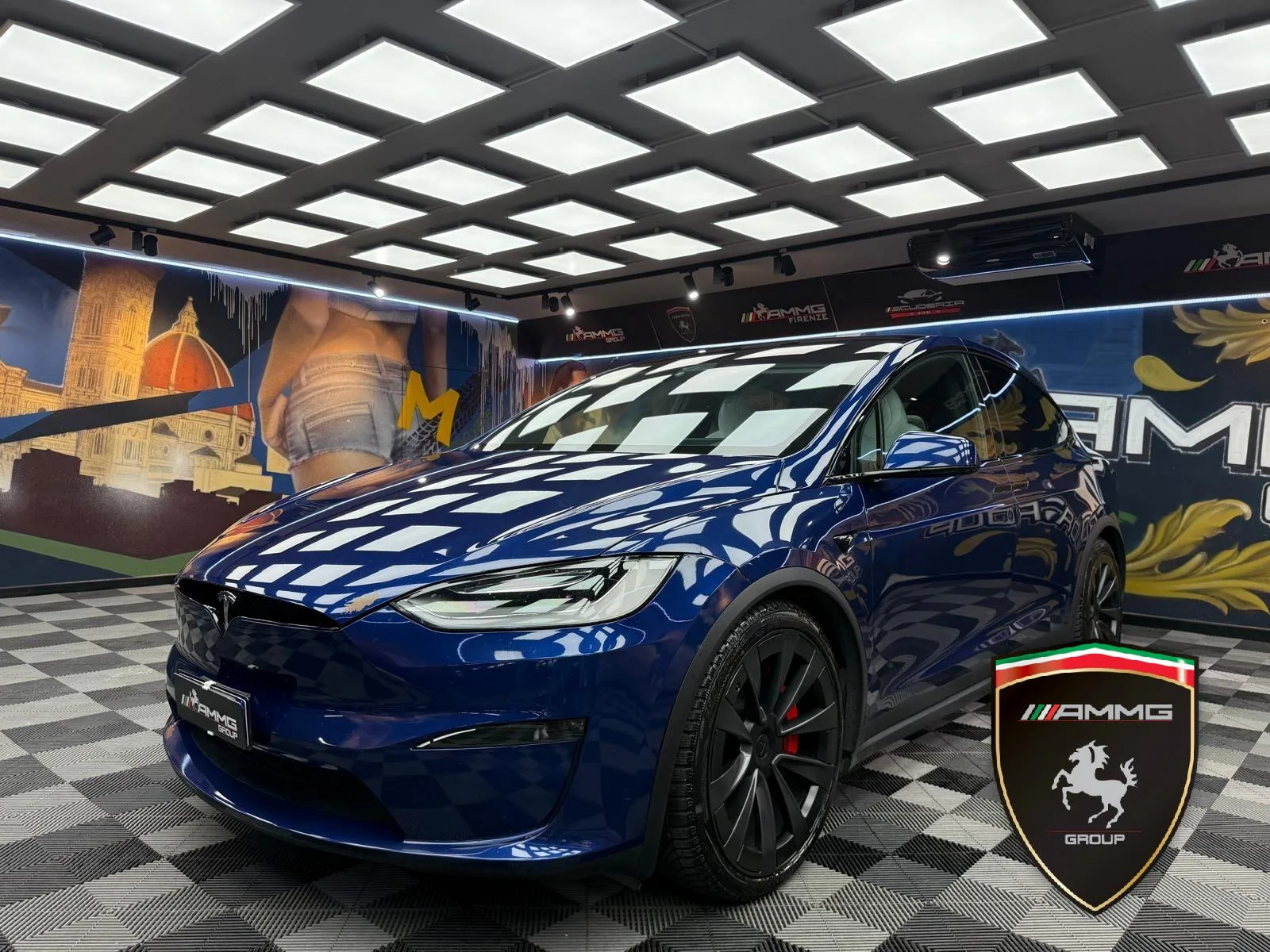 2023 Tesla Model X Plaid angeboten von einem Fachhändler in Calenzano, Italien, Hauptfoto