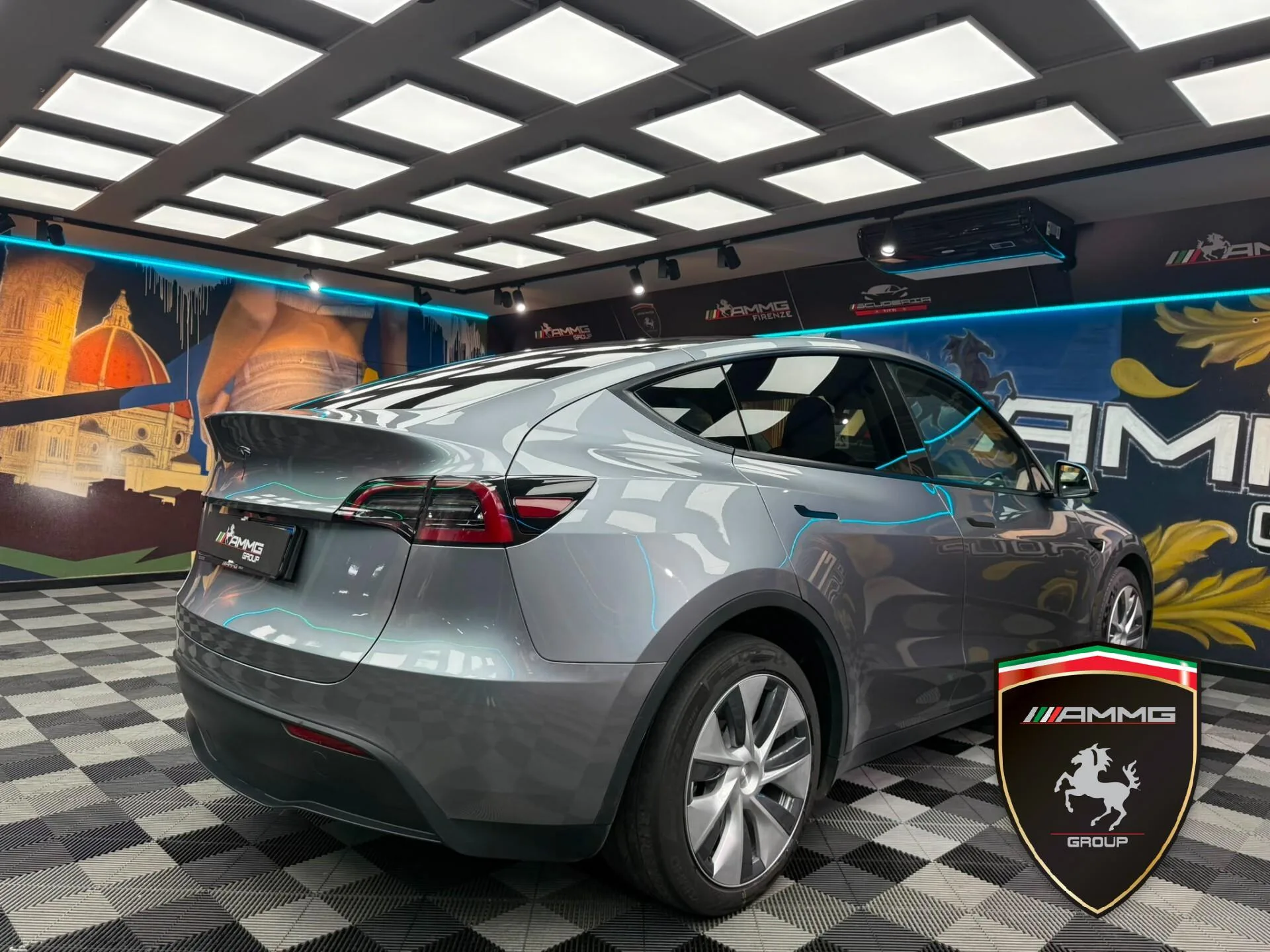 2023 Tesla Model Y Long Range, 5/15