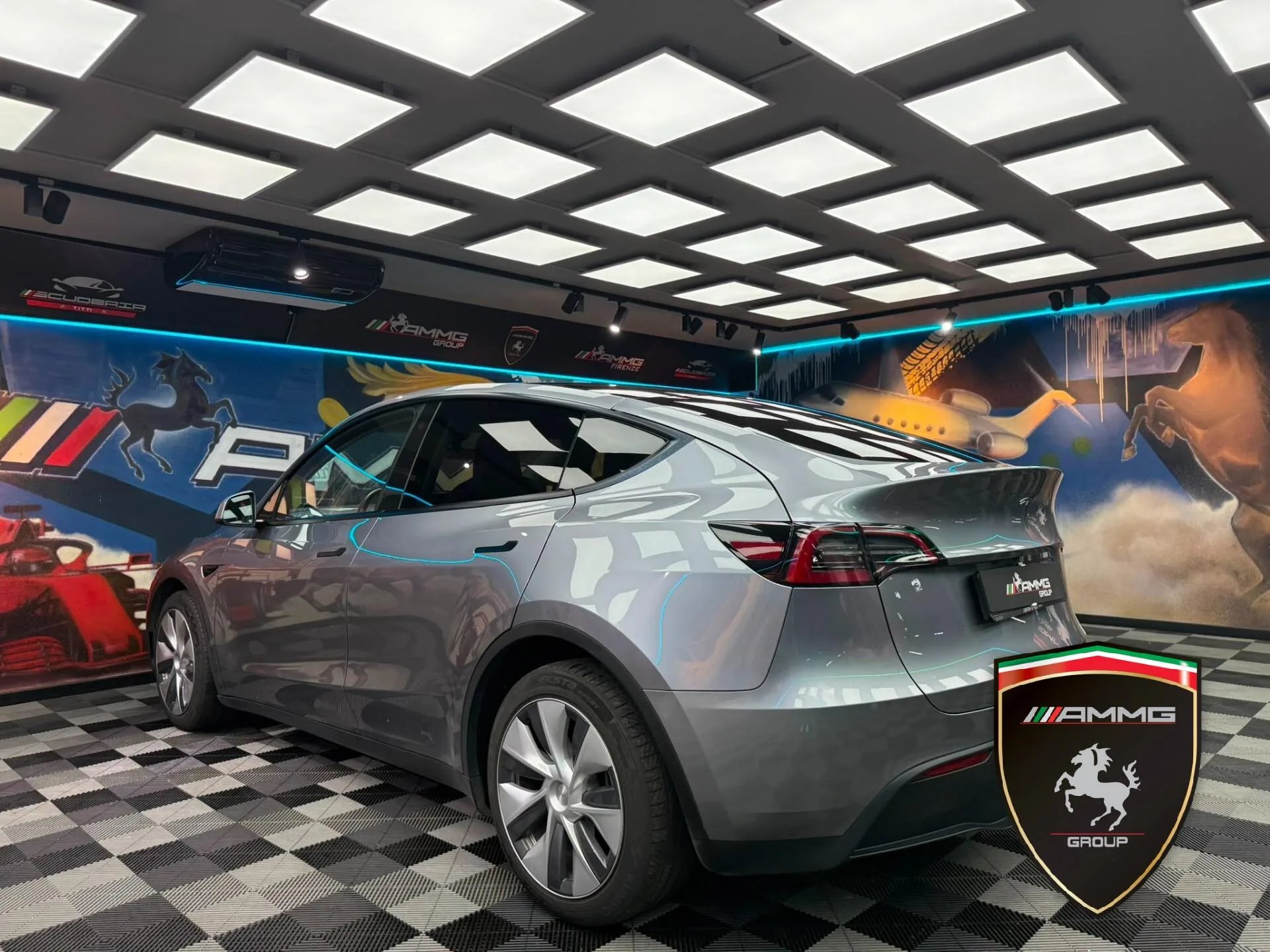 2023 Tesla Model Y Long Range, 7/15