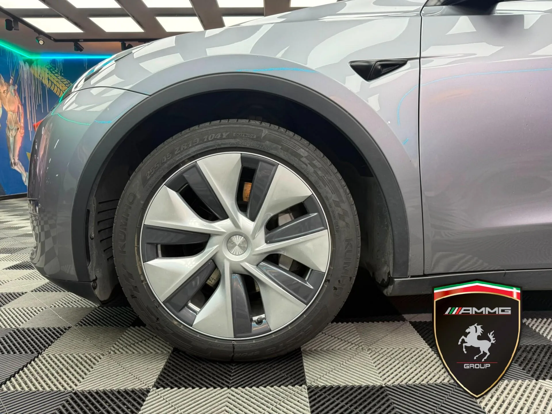 2023 Tesla Model Y Long Range, 8/15