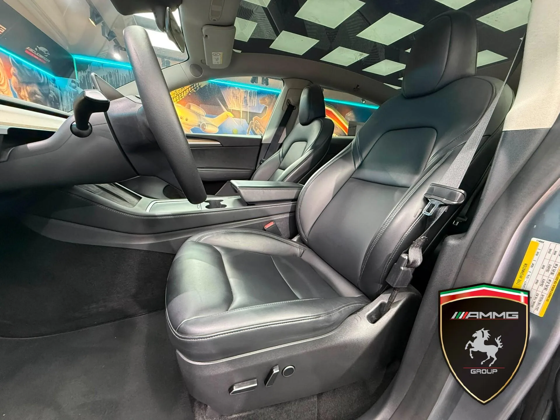 2023 Tesla Model Y Long Range, 9/15