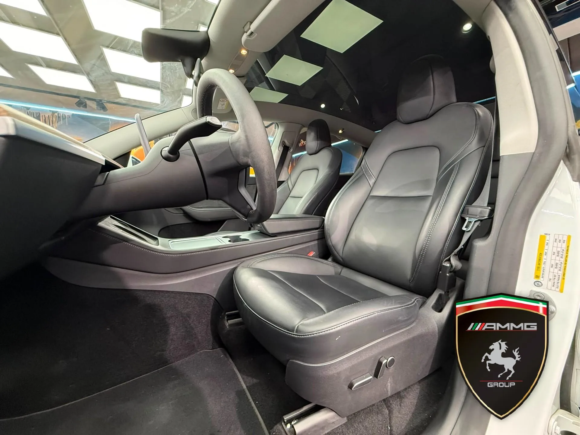 2023 Tesla Model Y Long Range, 9/15