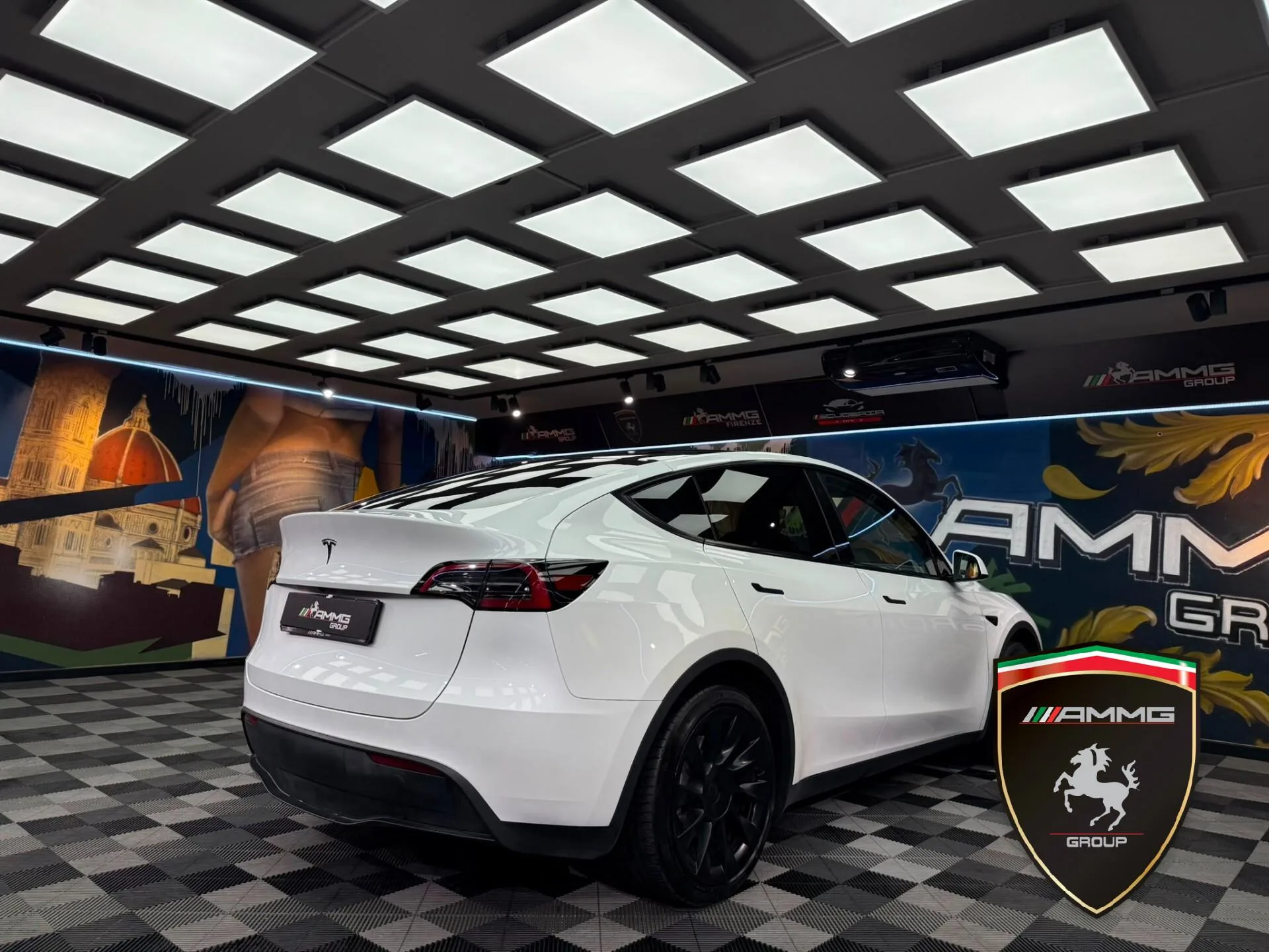 2023 Tesla Model Y RWD, 5/15