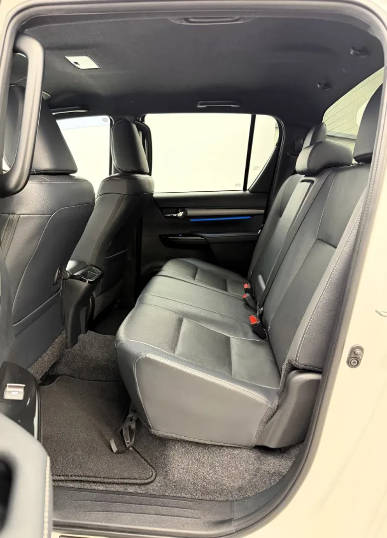 2023 Toyota Hilux Invincible, 20/30