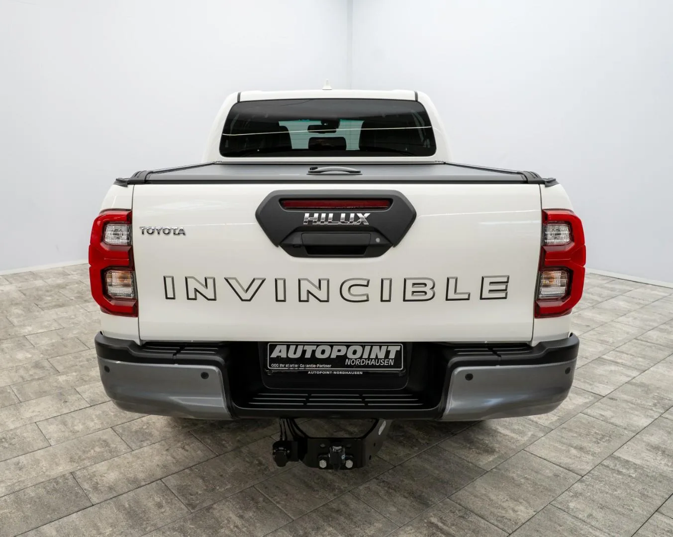 2023 Toyota Hilux Invincible, 29/30
