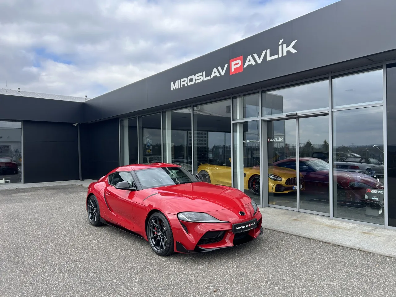 2023 Toyota GR Supra 3.0 angeboten von einem Fachhändler in Písek, Tschechien, Hauptfoto