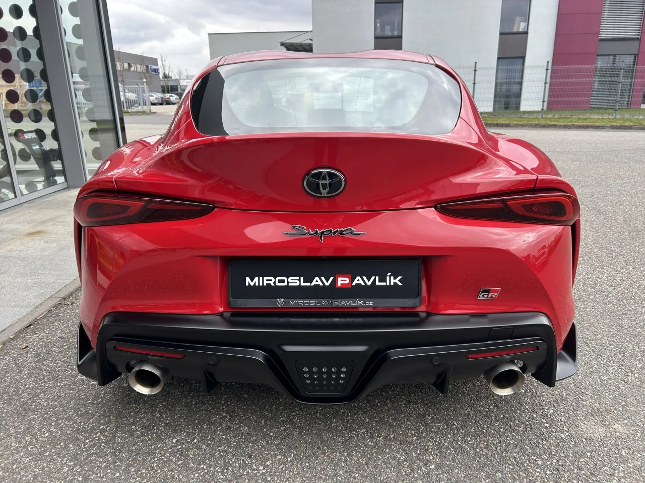 2023 Toyota GR Supra 3.0 proposée par un concessionnaire spécialisé à Písek, Tchéquie, photo 6 sur 31
