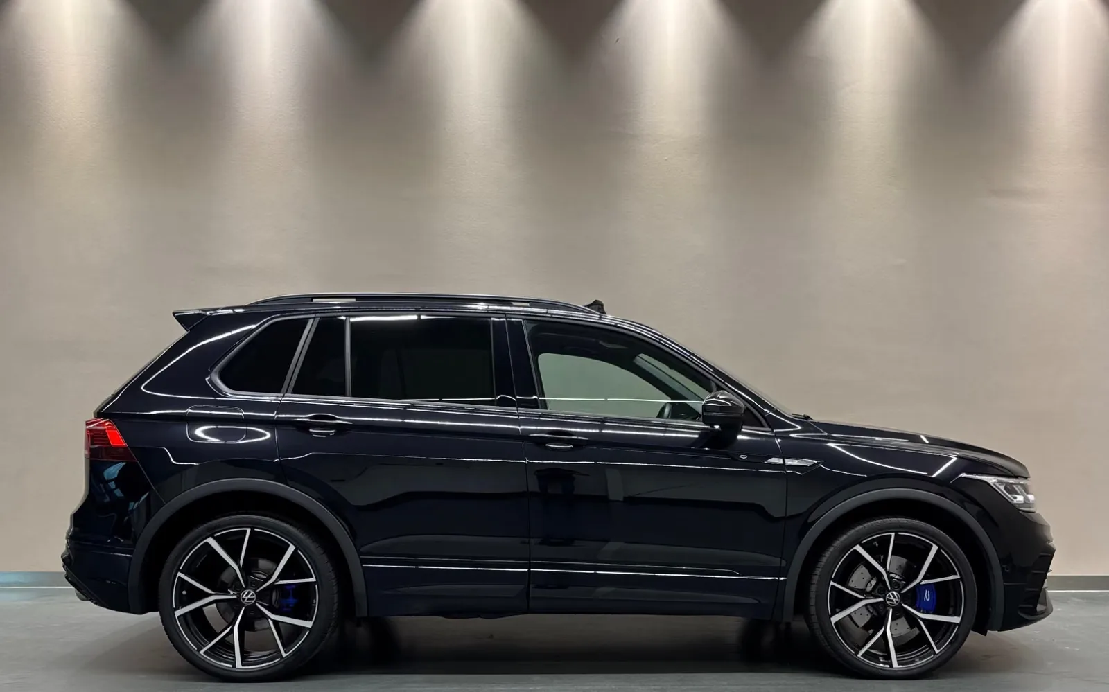 2023 Volkswagen Tiguan R, 5/19