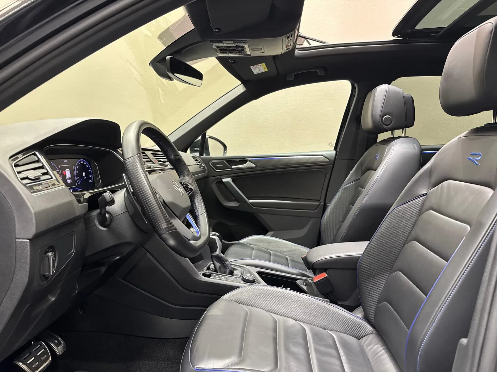 2023 Volkswagen Tiguan R, 9/19