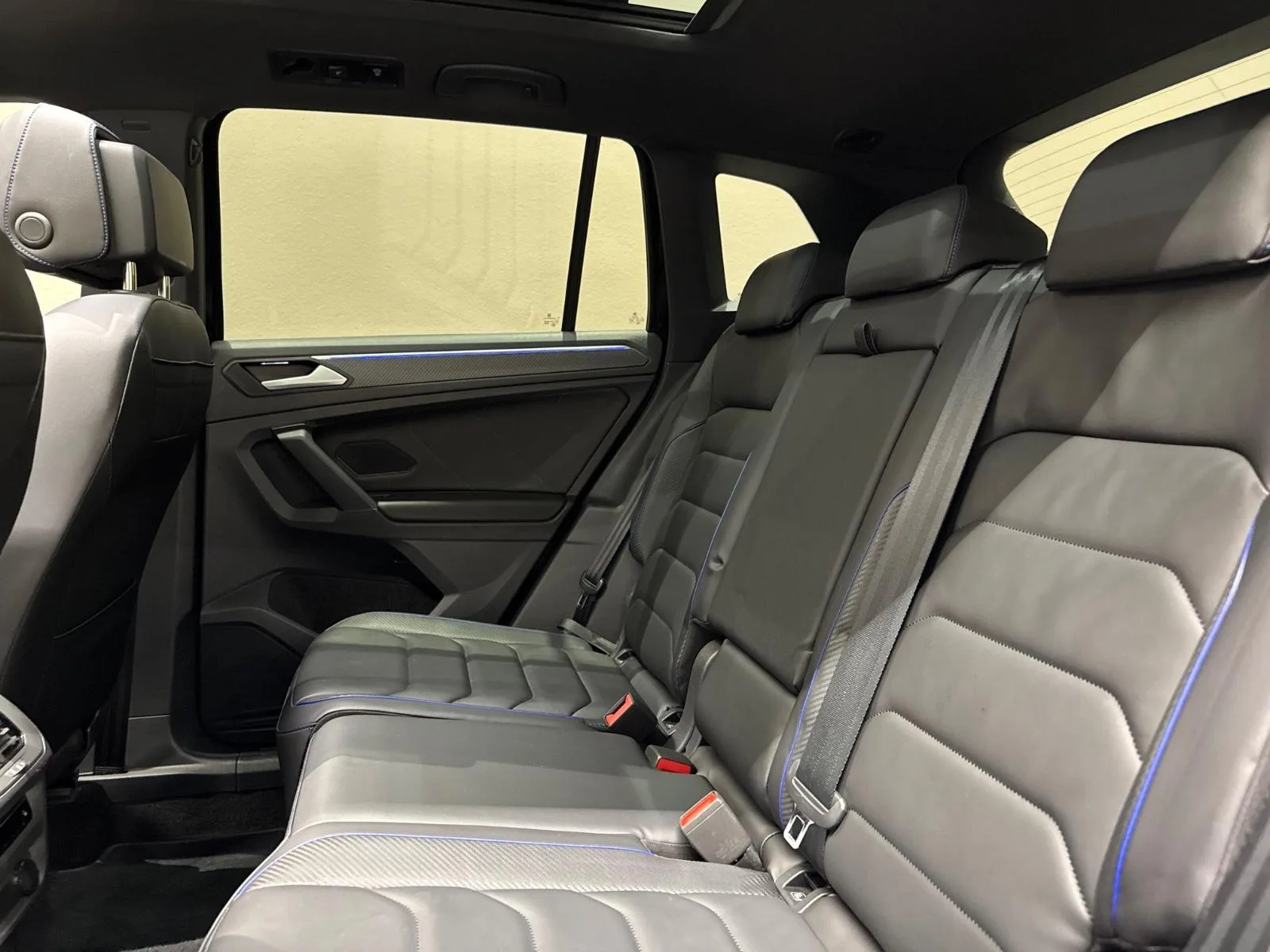2023 Volkswagen Tiguan R, 11/19