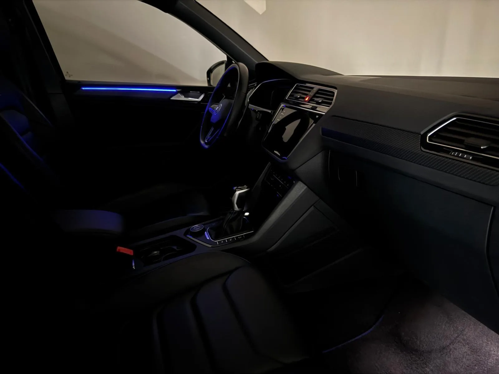 2023 Volkswagen Tiguan R, 19/19