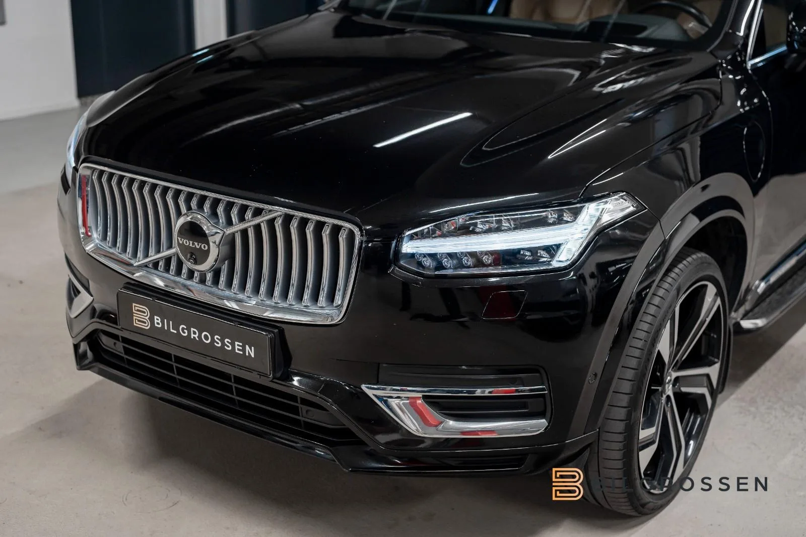 2023 Volvo XC90 Recharge T8 Ultimate Bright, 9/22