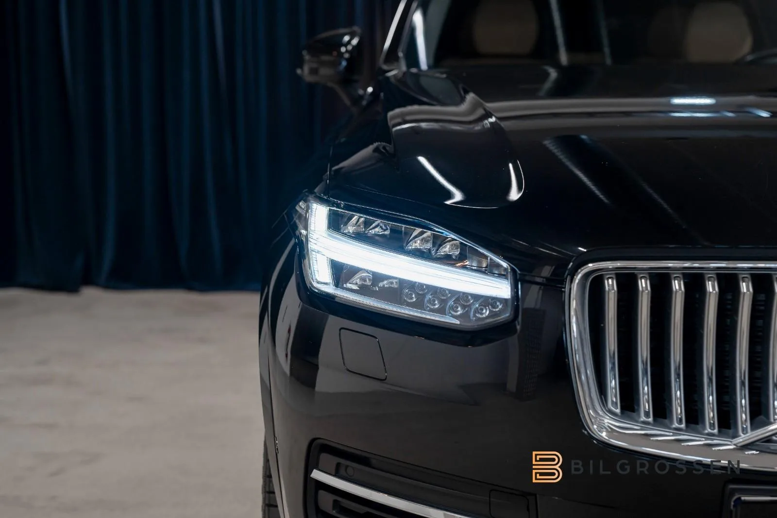 2023 Volvo XC90 Recharge T8 Ultimate Bright, 11/22