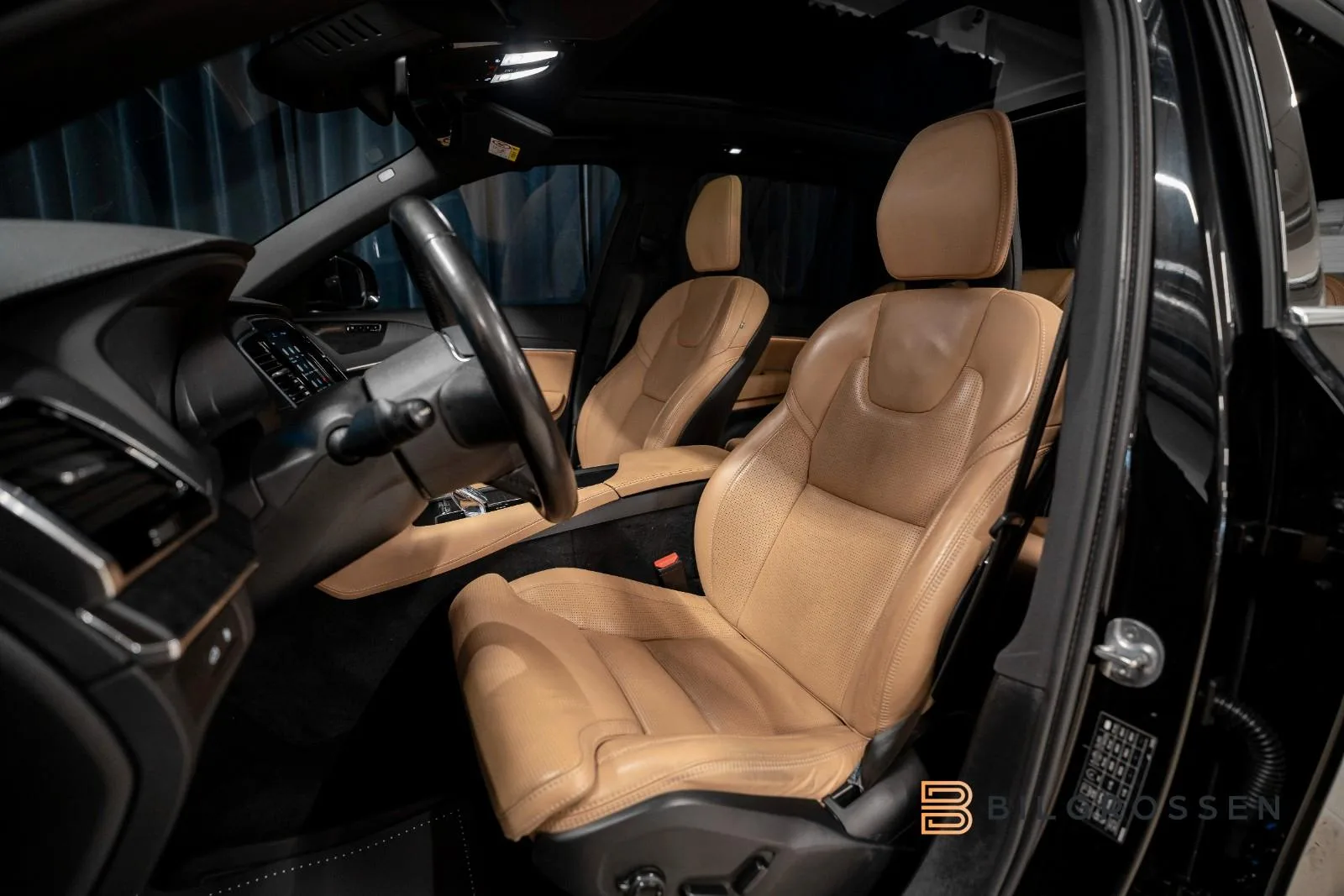 2023 Volvo XC90 Recharge T8 Ultimate Bright, 15/22