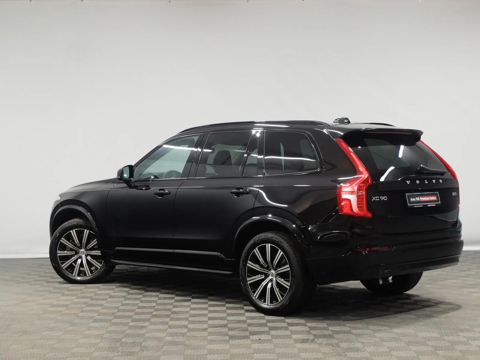 2023 Volvo XC90 B5 AWD Plus Dark, 8/24