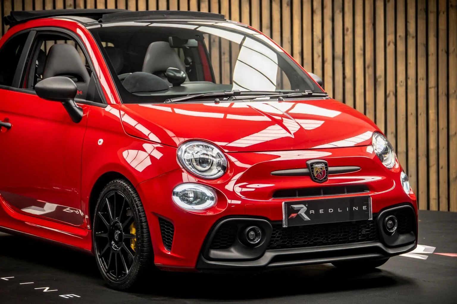 2024 Abarth 695 695C Competizione, 11/30